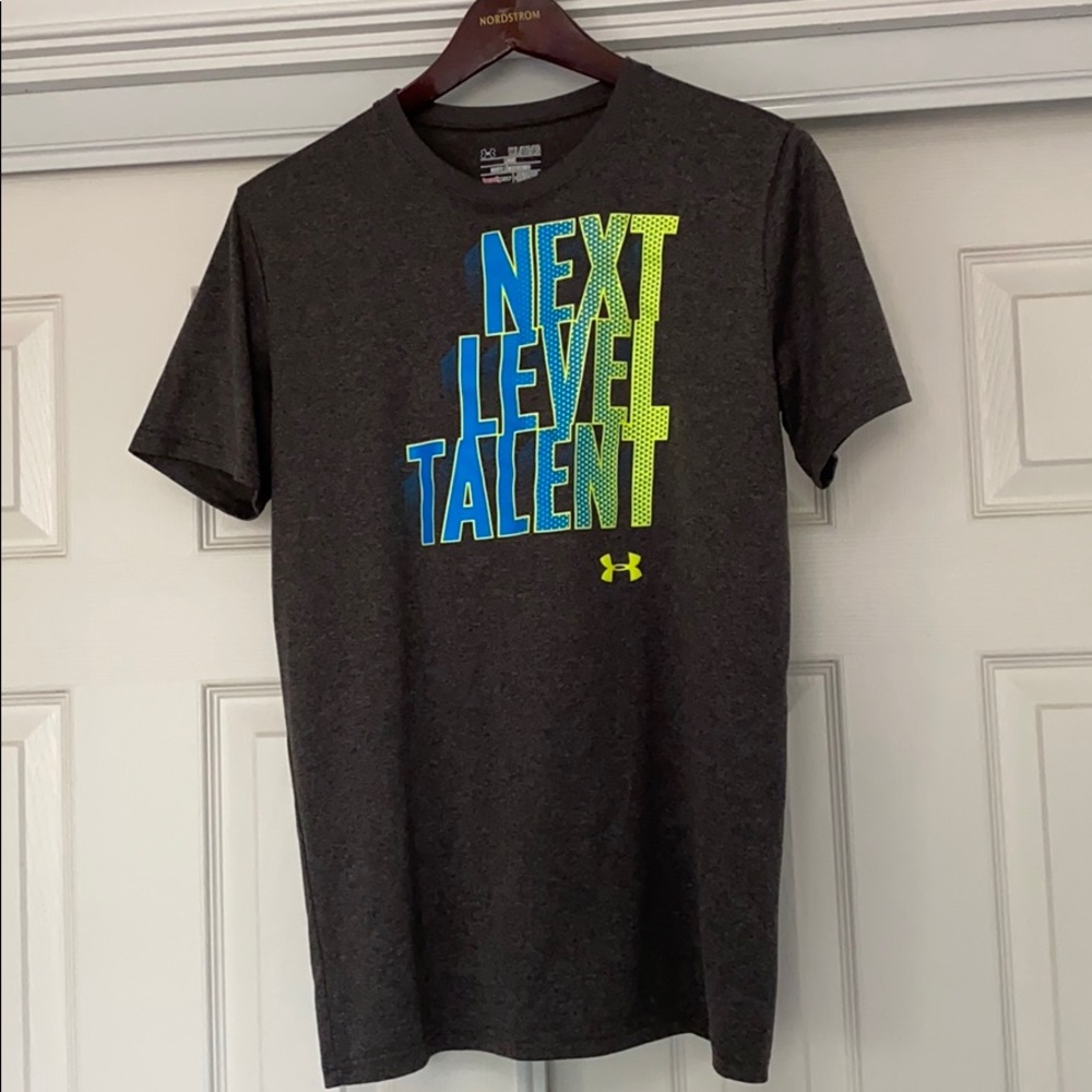 Under Armour Kids size XL Dark grey T-shirt